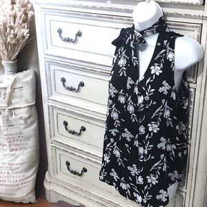 ADRIENNE VITTADINI Sleeveless Floral Print Pullover Bow Tie Blouse